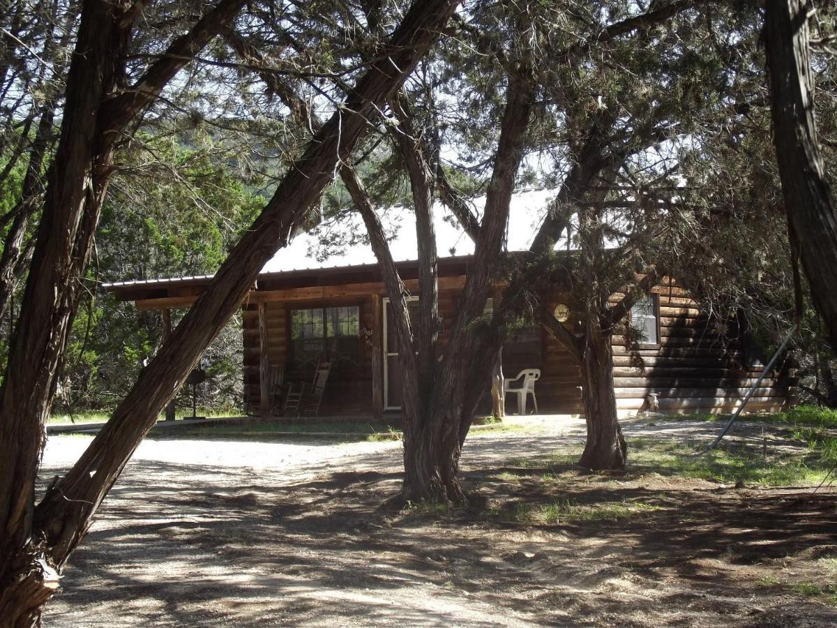 A Peace Of Heaven Cabins And Rv Vanderpool Экстерьер фото