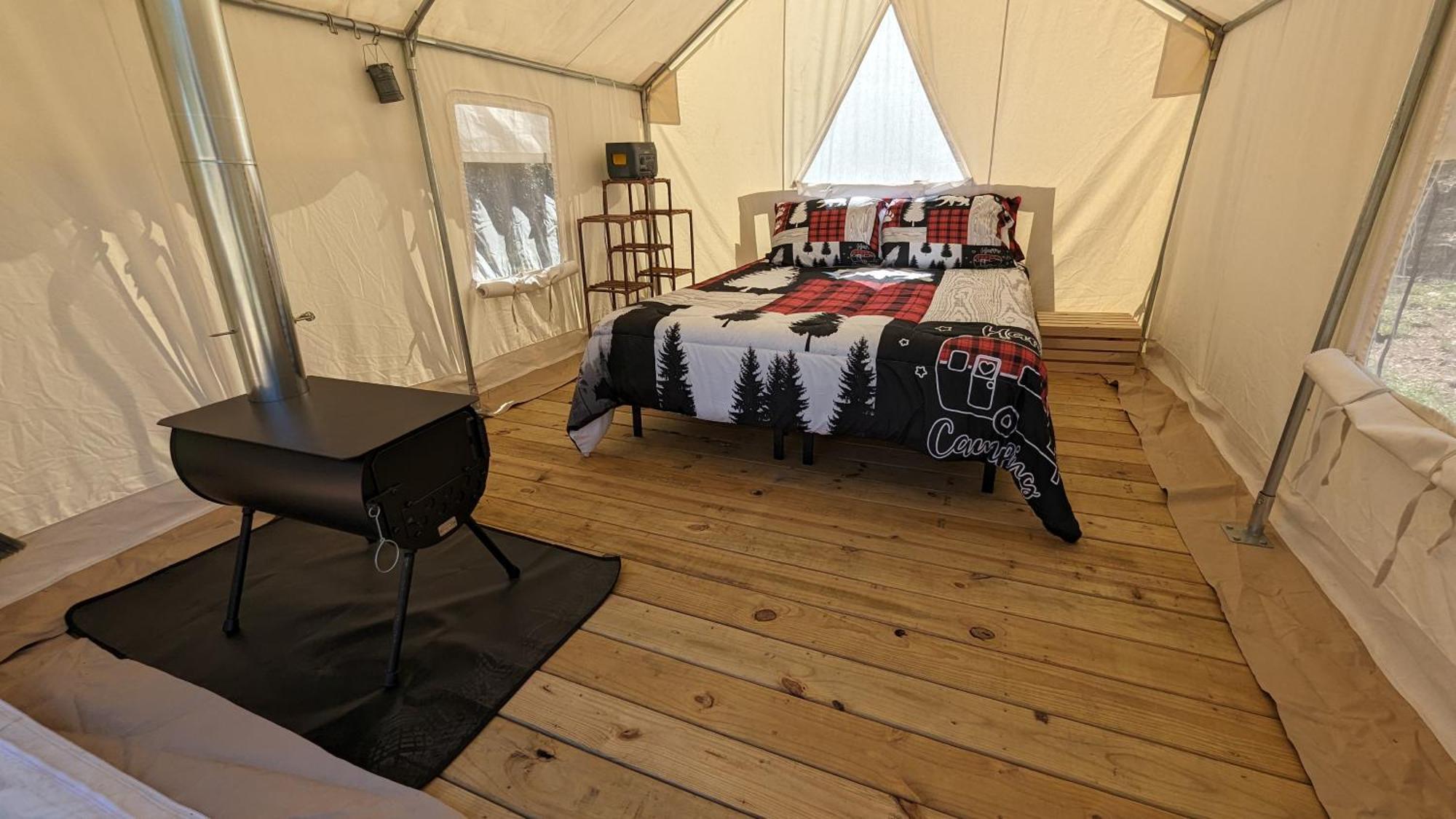 A Peace Of Heaven Cabins And Rv Vanderpool Экстерьер фото