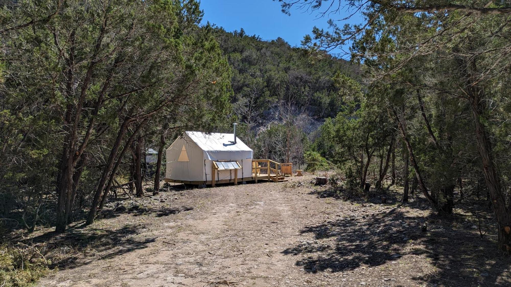 A Peace Of Heaven Cabins And Rv Vanderpool Экстерьер фото