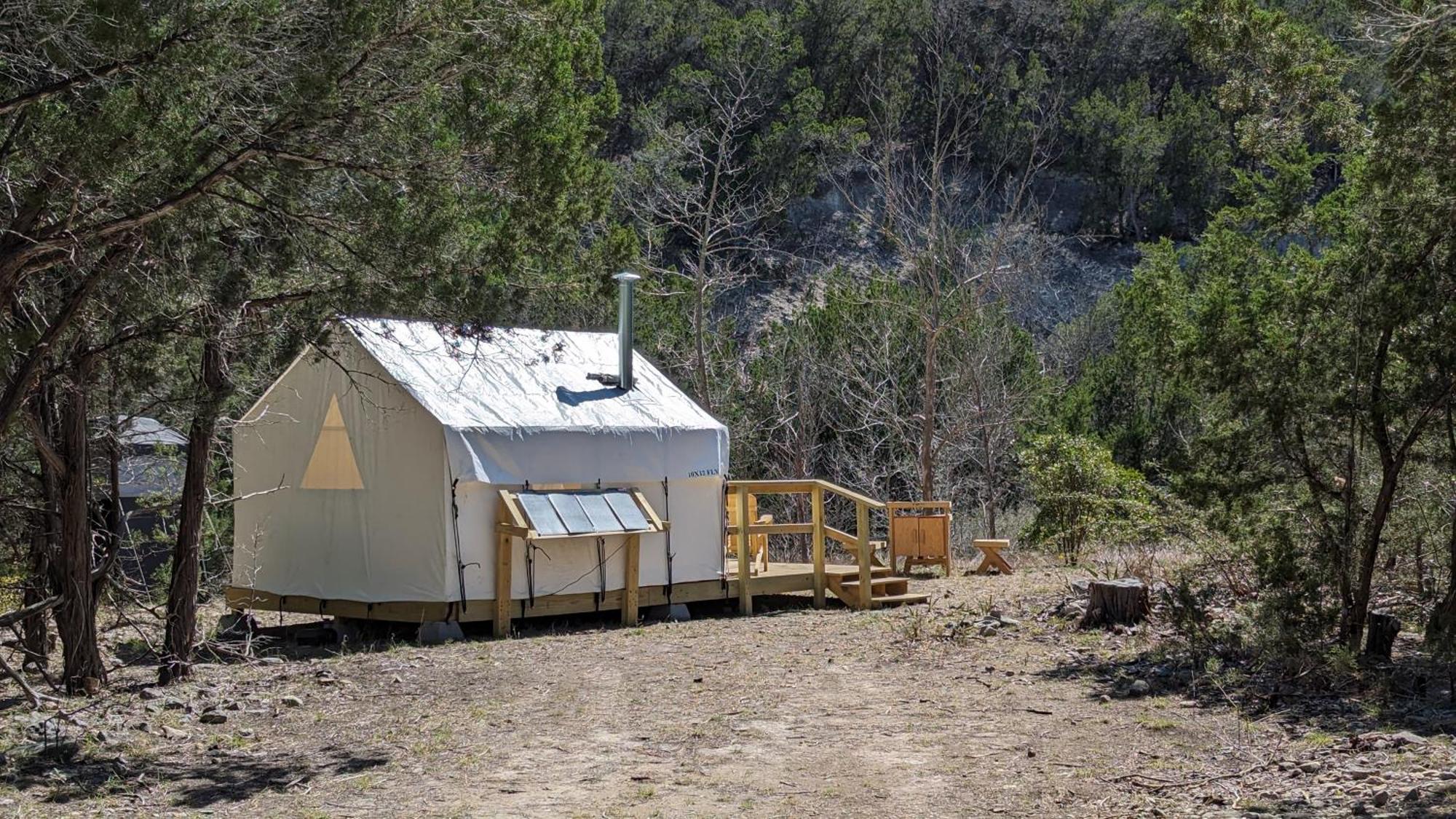 A Peace Of Heaven Cabins And Rv Vanderpool Экстерьер фото