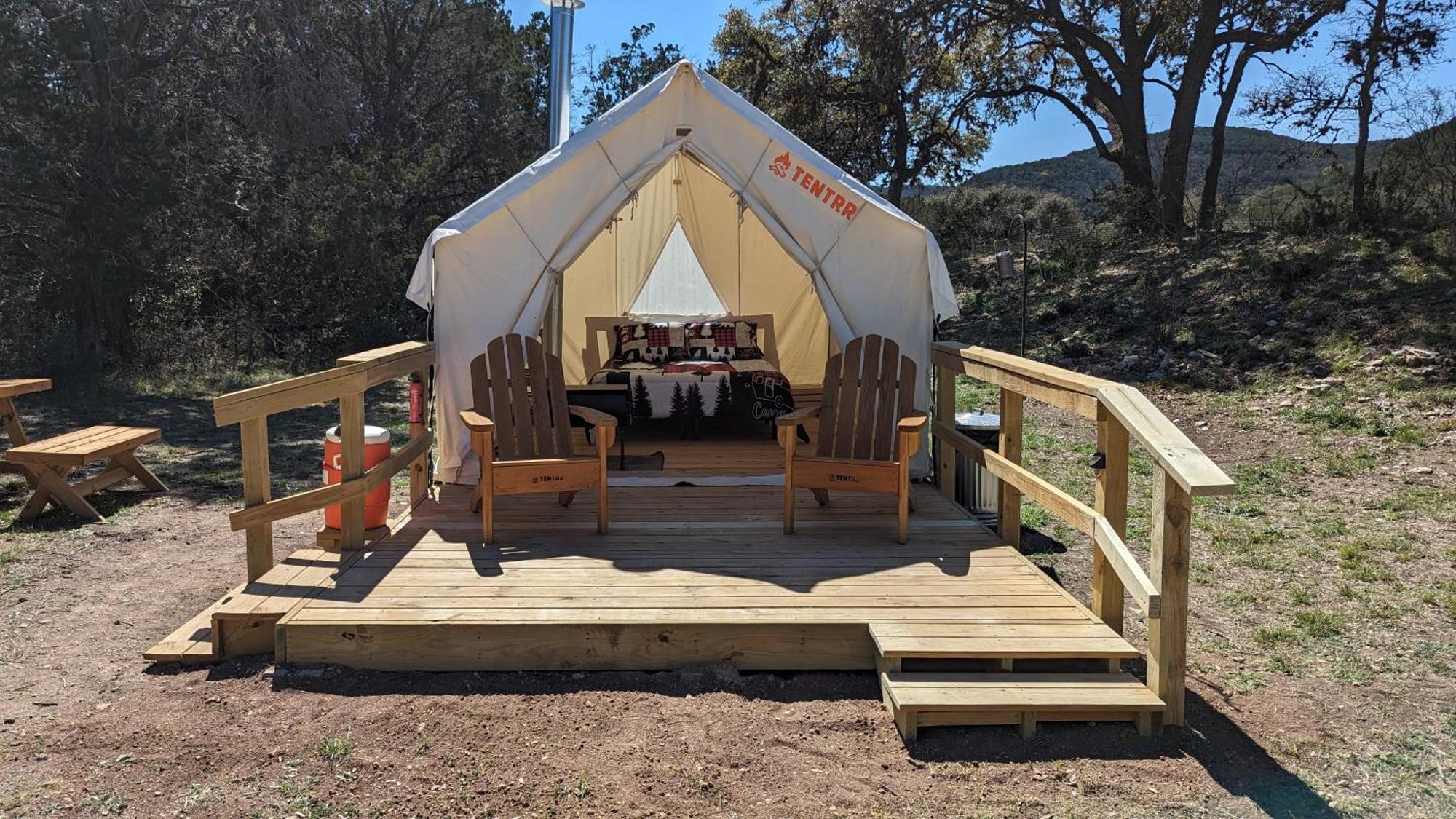 A Peace Of Heaven Cabins And Rv Vanderpool Экстерьер фото